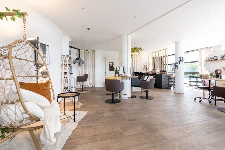 Photo de Le Studio Monah - Coiffeur Paris 11